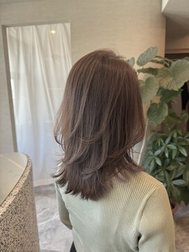 トゥーリ 大野城下大利店(tuuli) 20.30.40代ミディアム×柔らかベージュレイヤー