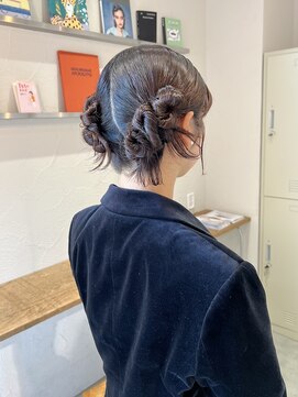 キチ(kici) ねじねじヒツジツイン