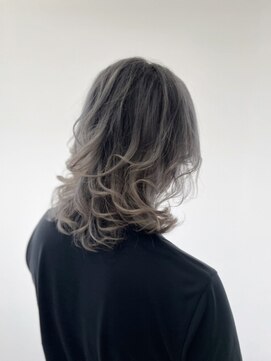 ダマーニ 表参道(DAMANI) サーフカール/波巻きツイストスパイラル[表参道駅]