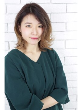 ヘアリゾート粋 新宿三丁目本店 新宿三丁目/ハイライトカラー/クリームバス/癒しの空間/本多