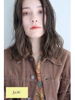 ラレイ(Lalei)&nbsp;【表参道/青山】シアーグレー×ゆるウェーブミディ【ささき】