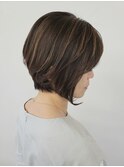 大人ハイライト+引き締め前下がりショート♪