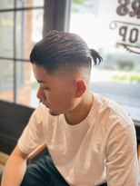 フォーコーナーズ(Four Corners)&nbsp;スキンフェードツーブロック刈り上げジェットモヒカンマンバン