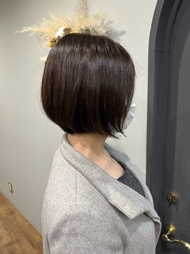 ウィーク 梅田(UiiC) 大人女性パツッと前下がりボブ ▲ uiic umeda 中沢恵理