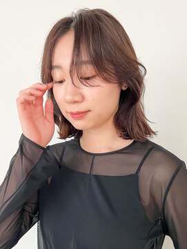トレス(TRESS) ミディアム 前髪長め 顔周りカット 顔周りレイヤー 表参道