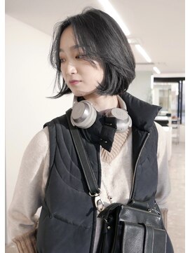 マスタード(MASTARD) 前下がりボブ×ダークモノトーンカラー