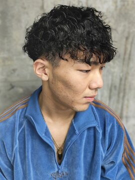 アルフレッド 平針店(alfRed) ツイストスパイラルパーマ　ツーブロック　マッシュ　黒髪　束感