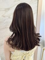 Chika 韓国風くびれセミロング×ベージュカラー
