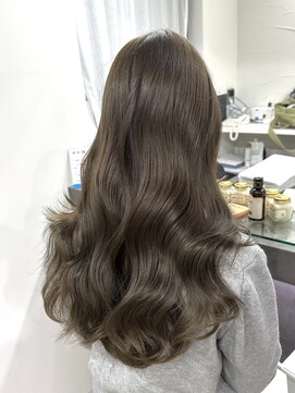 オリーブグレージュ イルミナカラー ブリーチなしダブルカラー