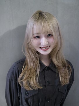 アマトウキョウ アユンチェ(AMA TOKYO×AYUNCHE) ブロンドロングレイヤー