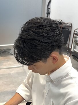 ジーナ 天神(Zina) 【Zina】メンズ/韓国/センターパート/縮毛矯正/福岡/天神/大名