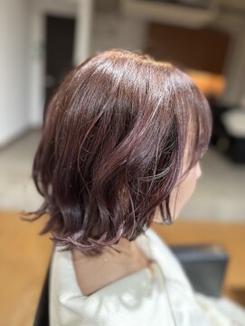 ヘアー バイ クローゼット(hair by closet) ピンキーレイヤーボブ