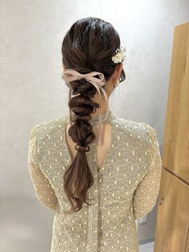 ハイヴィー(Hivi) ふんわり編み下ろしスタイル