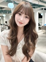 マインバイアフロートギンザ(MYNE by AFLOAT GINZA)&nbsp;レイヤーカット/前髪/顔周り/ミルクティーベージュ