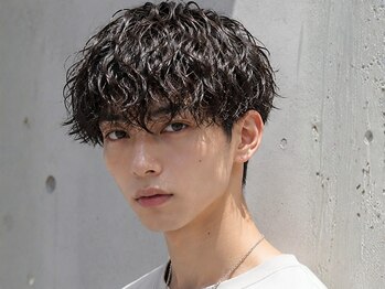ホーミーズ 横須賀中央店(homies)の写真/《横須賀中央駅30秒》ツイストスパイラルパーマや波巻きパーマからフェザーパーマ、曲がる縮毛矯正も人気◎
