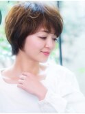 大人上品シンプル小顔ショート×艶グレージュカラー