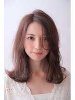 ソーホー ニューヨーク シズオカ(SOHO newyork SHIZUOKA)&nbsp;斜めバングで大人綺麗なナチュラルロング