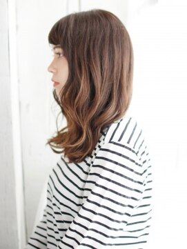 ナル 白山神社参道通り店(nalu) Aラインのゆるミックスカール