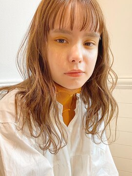 ディッセンバー 神宮前(December) ベージュカラー/パーマ