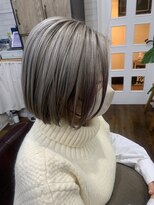 ライフ 忍ケ丘店(Lyfe)&nbsp;ブロンドボブ_グレージュカラーボブウルフイヤリングピンク_223