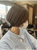ショートボブ