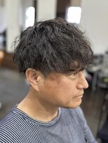 20代30代40代50代　メンズカット　メンズパーマ　ニュアンス