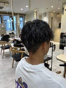 アイトーキョー 横浜(AI TOKYO) 波巻き/ハイライト/マッシュパーマ/ウルフ[横浜駅]