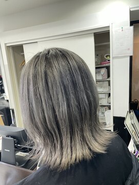 アイズ 本厚木(AIZU) シャドウグレージュ　バレイヤージュ