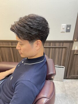 ミリオンバックス 御徒町店(Million Backs) かきあげパーマ【2ブロックフェード】