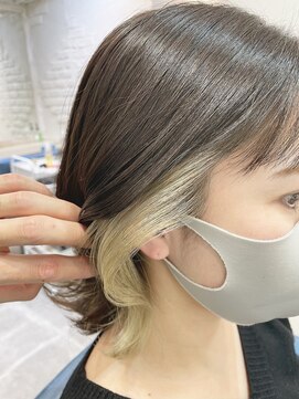 ウーロス(uros.) ブロンド☆イヤリングカラー