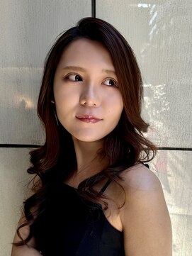 ディオ アンド ルーチェ(Dio&Luce) 大人/暗髪/フェミニン/リバースカール