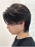センターパートウルフショート黒髪ニュアンスパーマ毛流れ