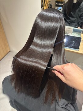 ノーブル(Nobile) 【艶髪ロング】髪質改善ストレート