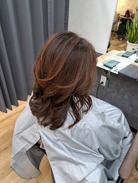 テーラ 南流山店(TELA) ミディアムレイヤー