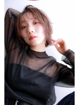 ジェニーバイメノン(JENNIE by Menon) ボブレイヤー　前髪　アッシュベージュ　フェイスレイヤー