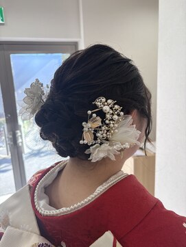 サロンドユーウ ガール(SALON DE YOW GARE) 和装シニヨン
