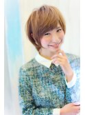 ローレン大人かわいい★オフィス系のほつれ耳かけショートボブ