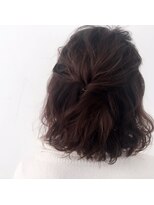 【Ｕｎａｍｉ】　ボブでもできるハーフアップアレンジ　島田梨沙