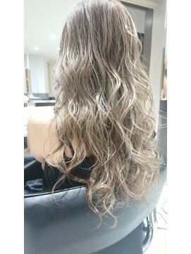 エレノア 梅田店(Eleanor) ロング×ホワイトベージュ