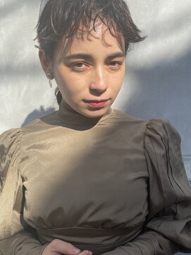 レオニード 表参道(LEONID) セミロング簡単ヘアアレンジ