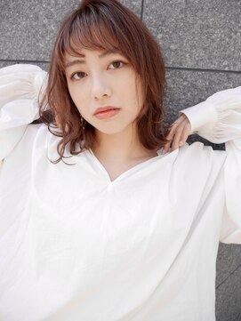 シュシュ(shushu) 外ハネアレンジショートボブ 【有海一生】