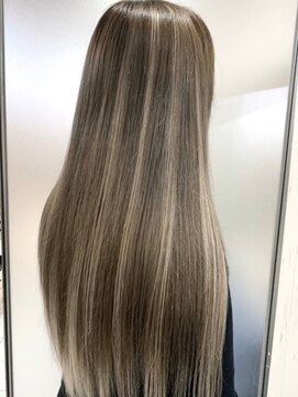 ディバイス(Device) 【Device心斎橋】レミーシールエクステで作る!ロングヘア