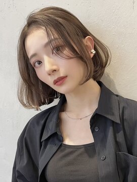 ノイ(noi) 顔周りレイヤーカットグレージュカラーくびれボブショートカット