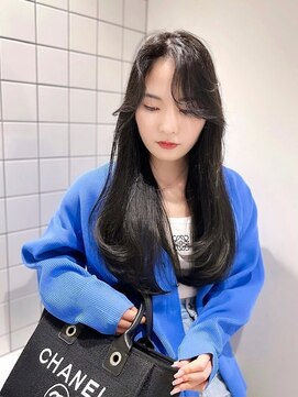 ニトバイアンキシム(nit by ahnkism) 韓国風レイヤーカット顔まわりくびれオルチャン堀江