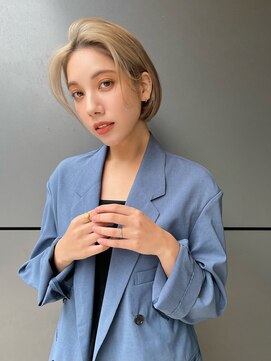 トルネード(TORNADO) 海外ヘア カーテンバング ベージュボブ フェイスレイヤー t1117