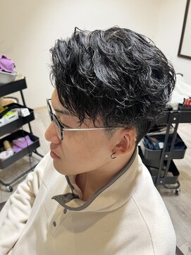 ティーアウト(T-OUT) シャドウパーマ