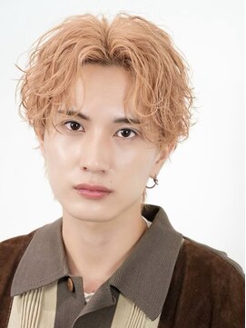 オーシャントーキョー 心斎橋(OCEAN TOKYO WEST) ハイトーン波巻きパーマメンズウルフツーブロック