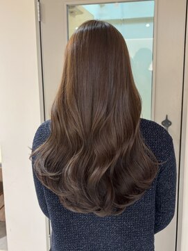 ネオリーブ チロル 横浜西口店(Neolive CiroL.) 大人ガーリー似合わせカット艶髪アッシュブラウン【横浜】