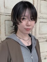 ロリム(RorriM)&nbsp;ウルフカット グラデーションカラー 裾カラー ケアブリーチ