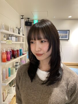 ローグ(Logue) レイヤーカット/グレージュ